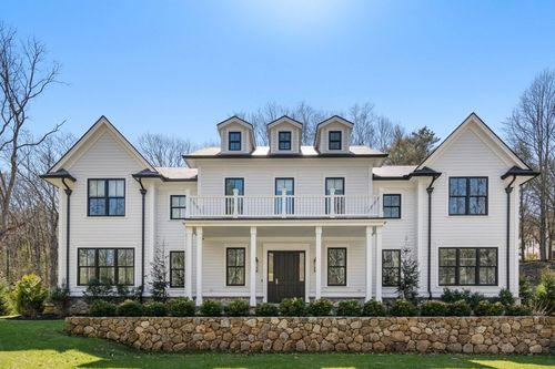 196 Pond Rd, Wellesley, MA, 02482-5735 | Card Image