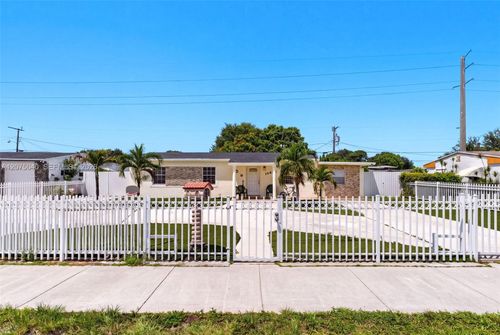 15850 Nw 18th Pl, Miami Gardens, FL, 33054-2120 | Card Image