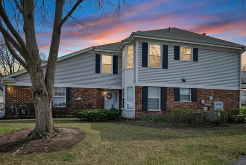 1903 Quaker Hollow Ln, Streamwood, IL, 60107-1929 | Card Image