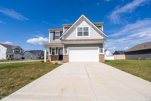 76 Fernleaf Dr, Whiteland, IN, 46184-8002 | Card Image