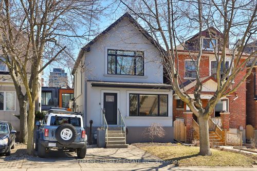 163 Wychwood Ave, York, ON, M6C2T4 | Card Image