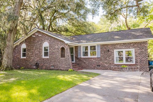 610 Brailsford Blvd, Summerville, SC, 29485-5301 | Card Image
