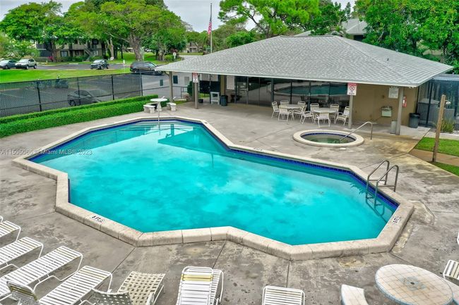 APT-211 - 677 Trace Cir, Condo with 2 bedrooms, 2 bathrooms and null parking in Deerfield Beach FL | Image 35