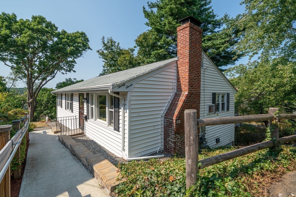 Jeffrey Rd, Arlington, MA 02474