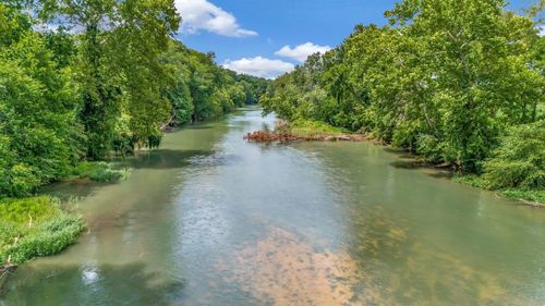 1076 Highway 13 N, Lobelville, TN, 37097-4930 | Card Image
