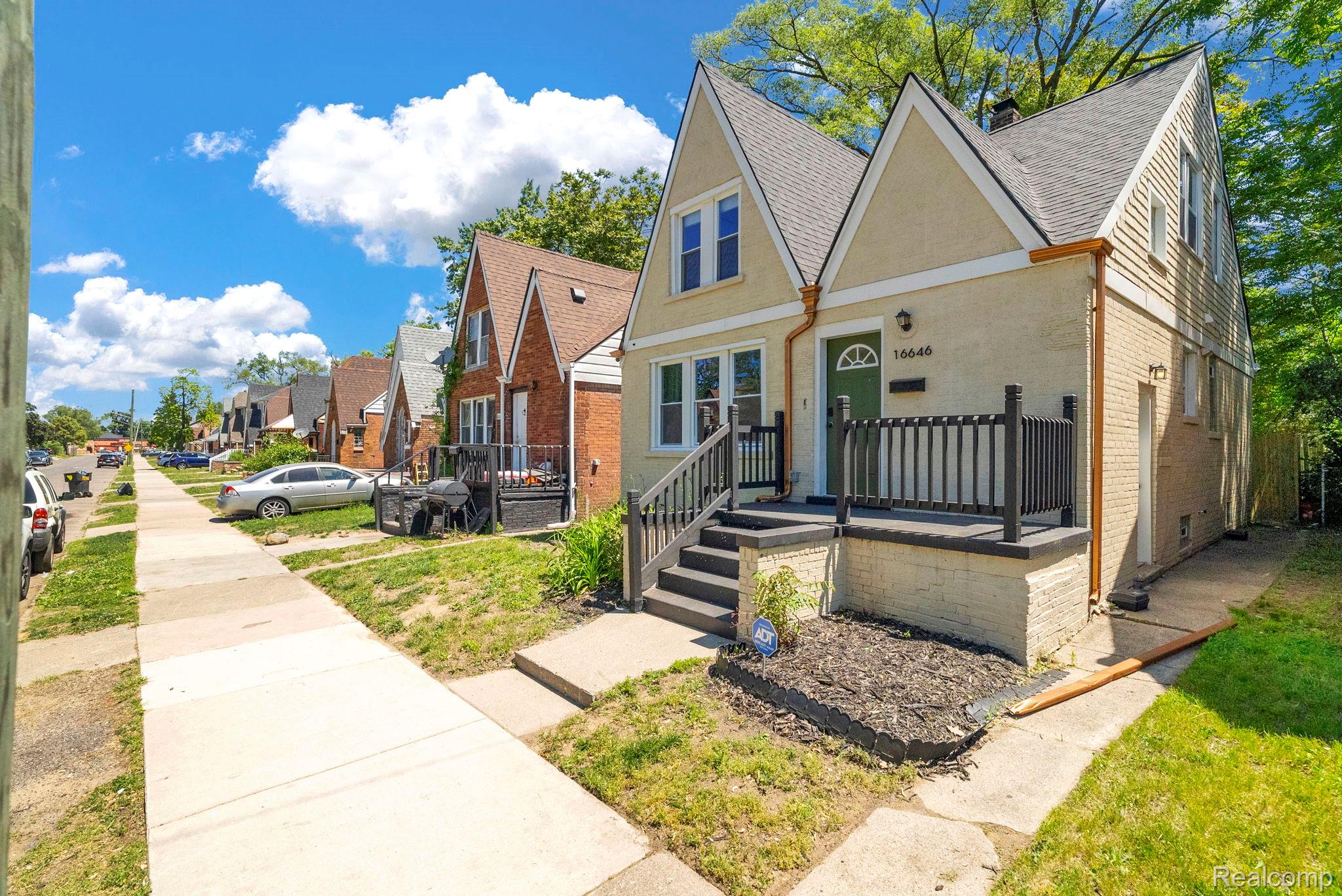 Residential in Detroit 4
