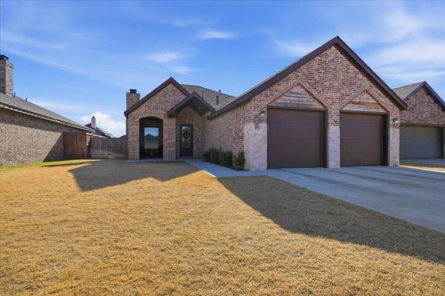 805 N 5th St, Wolfforth, TX, 79382-2112 | Card Image