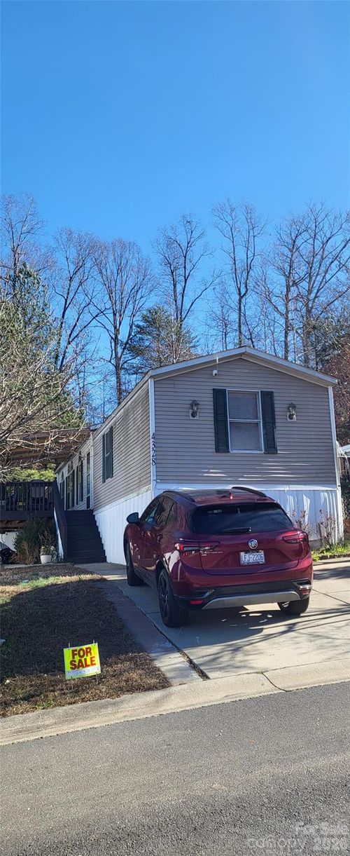 4328 Walkers Cove Trl, Charlotte, NC, 28214-3446 | Card Image