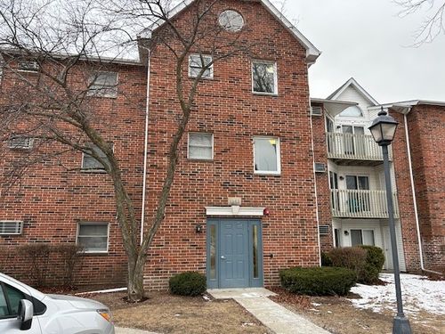 apt-3f-1343 Cunat Ct, Lake In The Hills, IL, 60156-5297 | Card Image