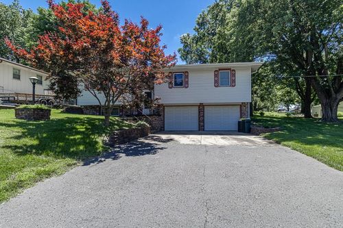 2914 Cronkite Rd, Saint Joseph, MO, 64506-1124 | Card Image