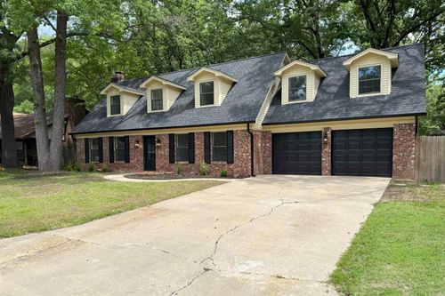 10 Woodbridge Dr, Conway, AR, 72034-3614 | Card Image