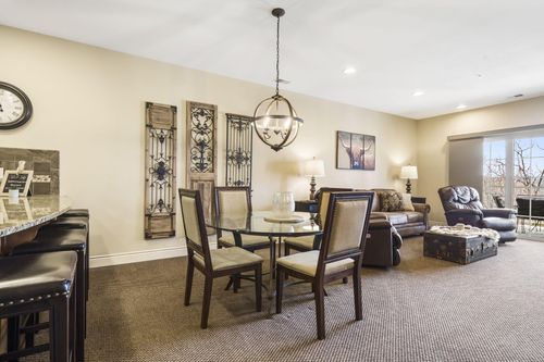 13071308-201 Prairie Dunes Dr, Branson, MO, 65616-4230 | Card Image