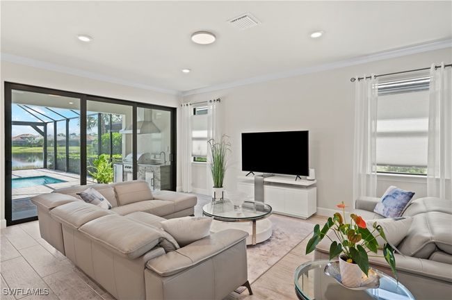 6767 Pennyroyal Dr, House other with 3 bedrooms, 2 bathrooms and null parking in NAPLES FL | Image 9