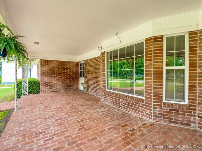121 W 17 Th St, House other with 3 bedrooms, 3 bathrooms and null parking in Ada OK | Image 9