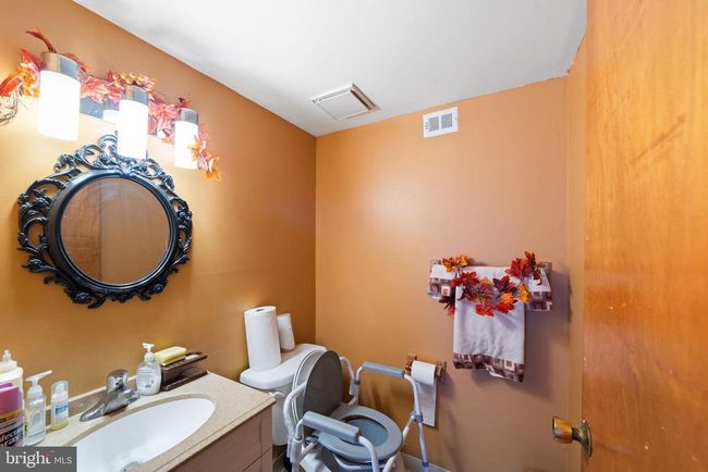 54 Georgetown Rd, Townhouse with 2 bedrooms, 2 bathrooms and null parking in LINDENWOLD NJ | Image 5