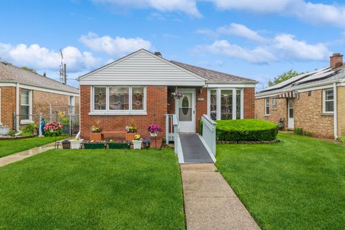 3528 Ernst St, Franklin Park, IL, 60131-1616 | Card Image