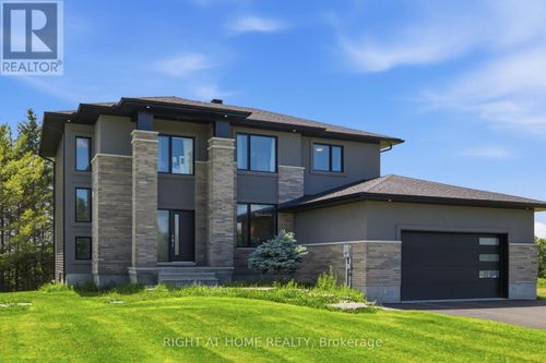 122 Ridgemont Dr, Ashton, ON, K0A1B0 | Card Image