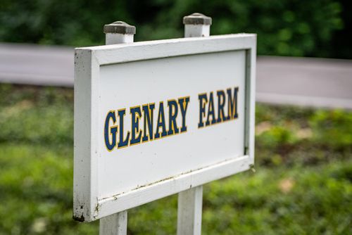 407 Country Ln, Frankfort, KY, 40601-4850 | Card Image