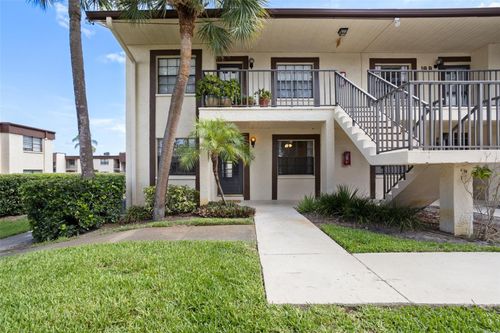 18b-101-2400 Winding Creek Blvd, CLEARWATER, FL, 33761-4326 | Card Image