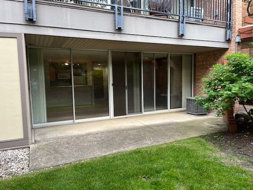 apt-1g-6020 Oakwood Dr, Lisle, IL, 60532-3038 | Card Image