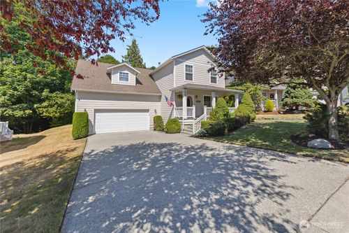 4001 Dogwood Pl, Mount Vernon, WA, 98274-8748 | Card Image