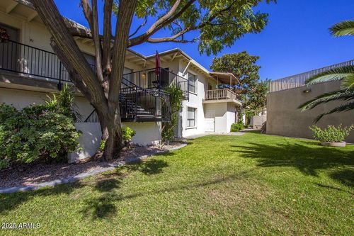 43-4102 E Calle Redonda, Phoenix, AZ, 85018-3768 | Card Image