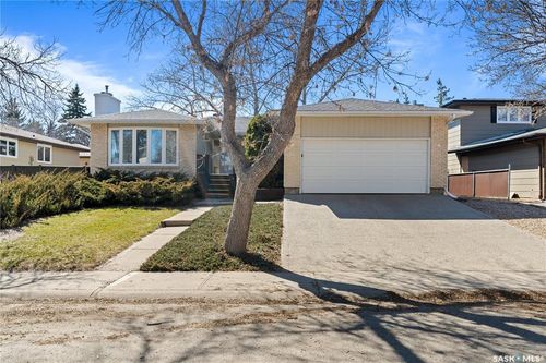 6 Selkirk Cres, Regina, SK, S4S6J4 | Card Image