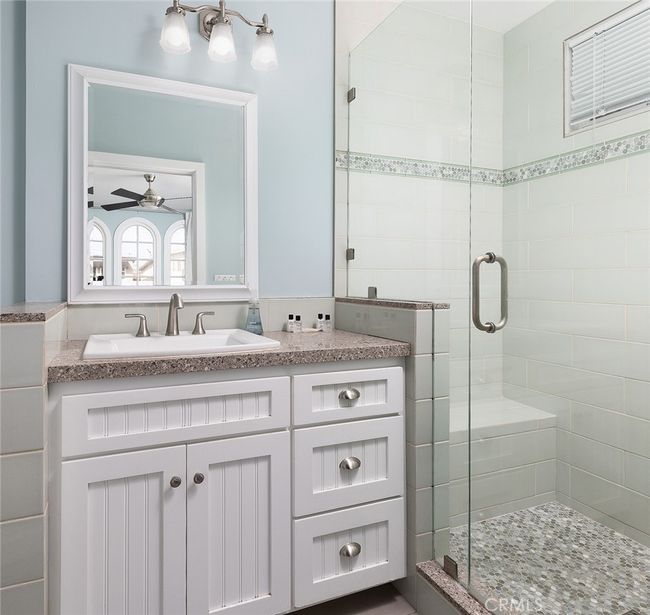 1113 W Balboa Blvd, House other with 6 bedrooms, 4 bathrooms and 2 parking in Newport Beach CA | Image 12