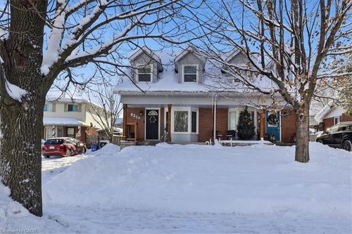 a-621 Pinerow Cres, Waterloo, ON, N2T2K8 | Card Image