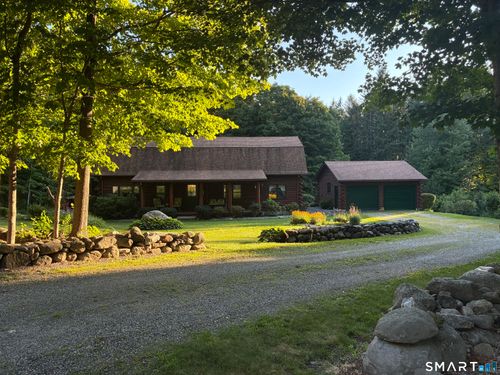 176 Mill St, Riverton, CT, 06065-1204 | Card Image