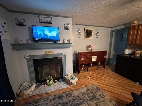 125 E Valley Point Ln, Claysburg, PA, 16625 | Card Image