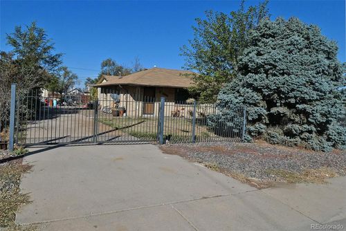 8287 Ivanhoe St, Dupont, CO, 80024-5009 | Card Image