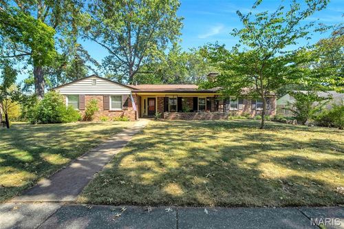 429 Geyer Forest Dr, Kirkwood, MO, 63122-7114 | Card Image