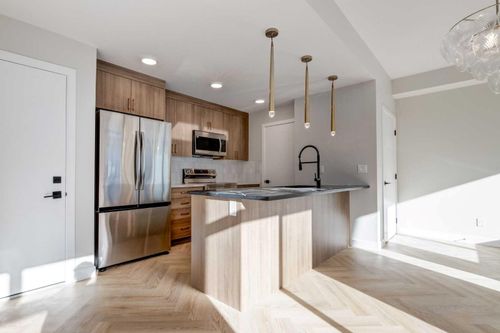 304-14800 1 St Nw, Calgary, AB, T3P1N2 | Card Image