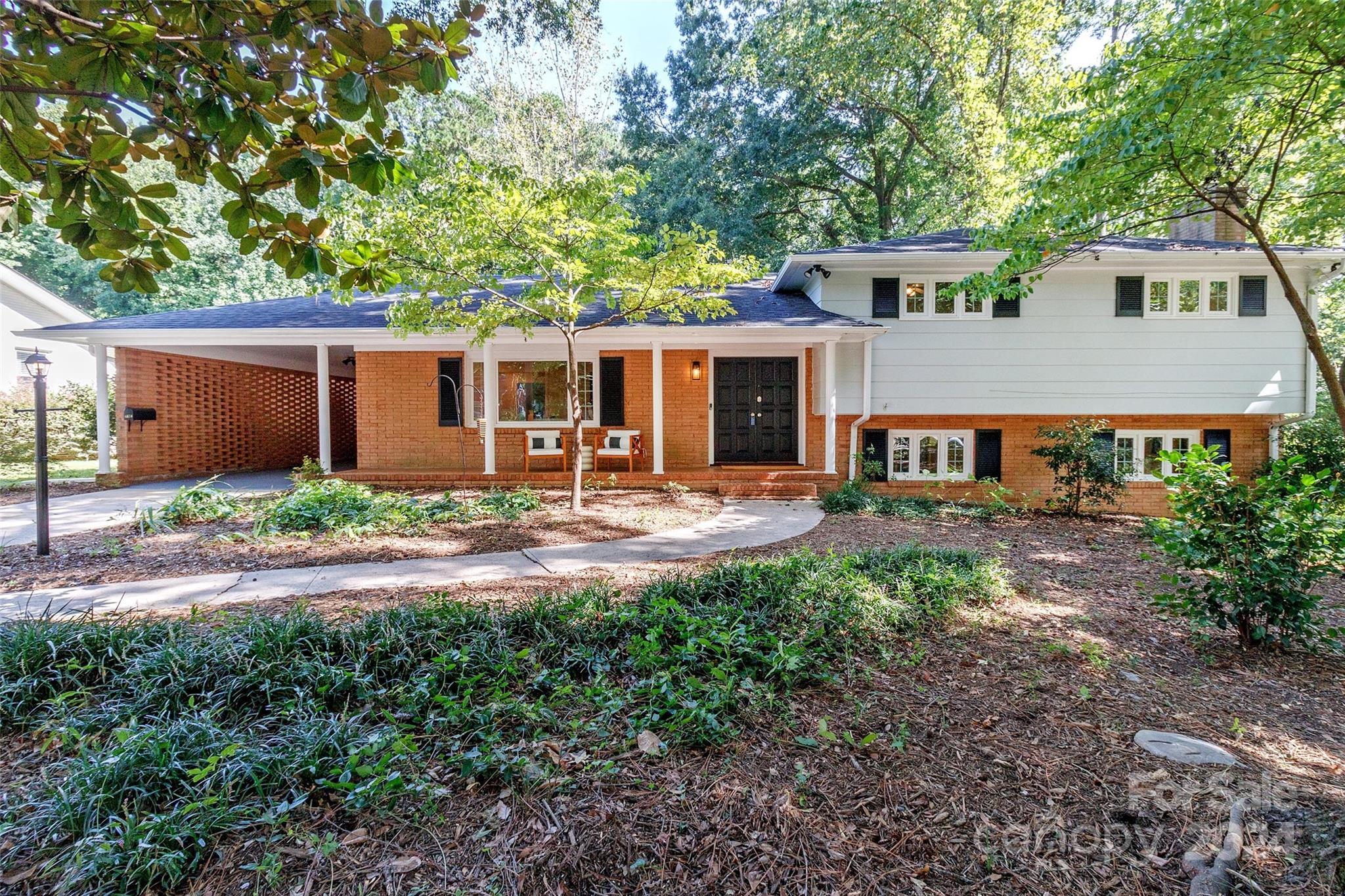 Wall St, Charlotte, NC 28209