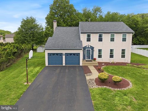 2637 Woodsview Dr, BENSALEM, PA, 19020-6013 | Card Image
