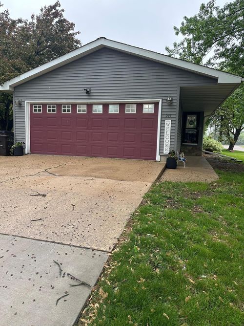 215 1st St Ne, Clarks Grove, MN, 56016-7735 | Card Image