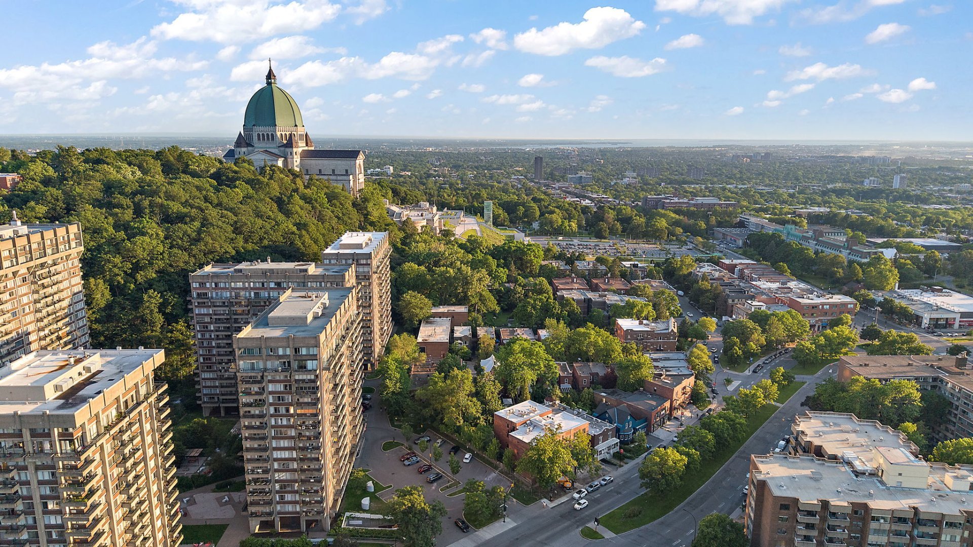 Residential Lease in Montréal (Côte-des-Neiges/Notre-Dame-de-Grâce) 4