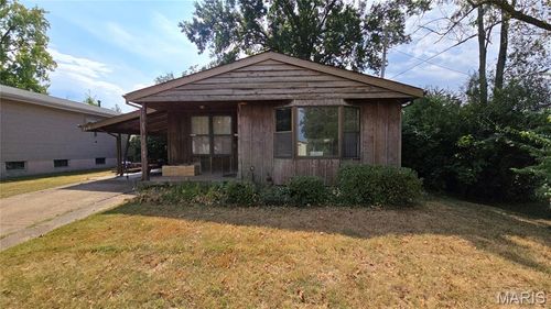 212 Orchard Ave, Ballwin, MO, 63021-5232 | Card Image