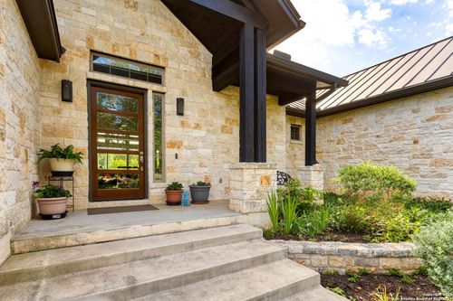 1257 Magnum, New Braunfels, TX, 78132-2927 | Card Image