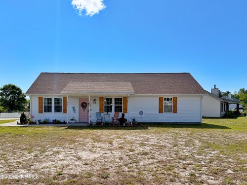 400 Dayrell Dr, Hubert, NC, 28539-4575 | Card Image