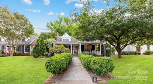 2029 Charlotte Dr, Charlotte, NC, 28203-5709 | Card Image