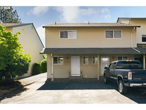 541 N Hayden Bay Dr, Portland, OR, 97217 | Card Image
