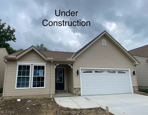 67 Tanners Farm Dr, Painesville, OH, 44077-8400 | Card Image