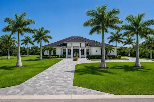 9974 Winterview Dr, NAPLES, FL, 34109-1520 | Card Image