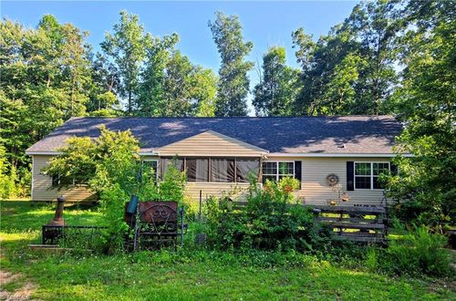2311 Chrisco Road W, Seagrove, NC, 27341 | Card Image