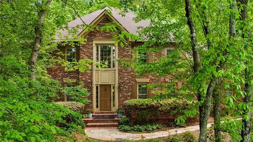 145 Wing Mill Rd, Sandy Springs, GA, 30350-3142 | Card Image