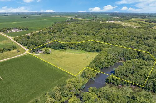 37799 115th St, Blue Earth, MN, 56013-5414 | Card Image