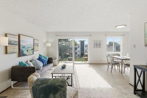 apt-407-819 N Humboldt St, San Mateo, CA, 94401-1414 | Card Image