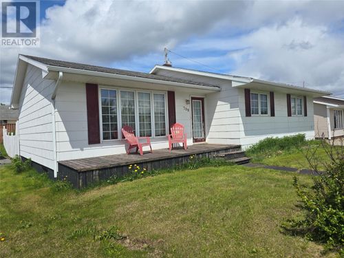 709 Balsam Cres, Labrador City, NL, A2V1B2 | Card Image